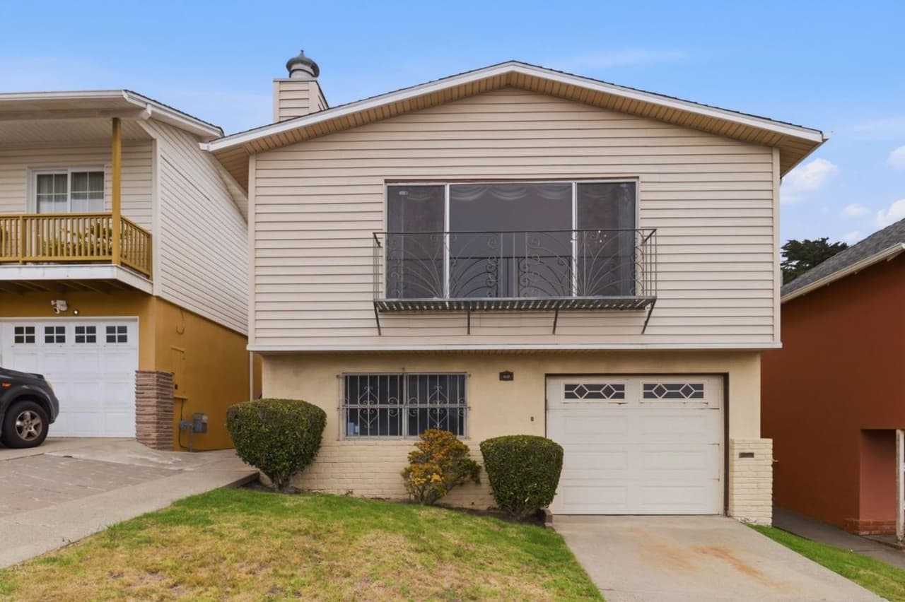 Sold by Arrivva: 1033 Skyline Dr, Daly City, CA 94015